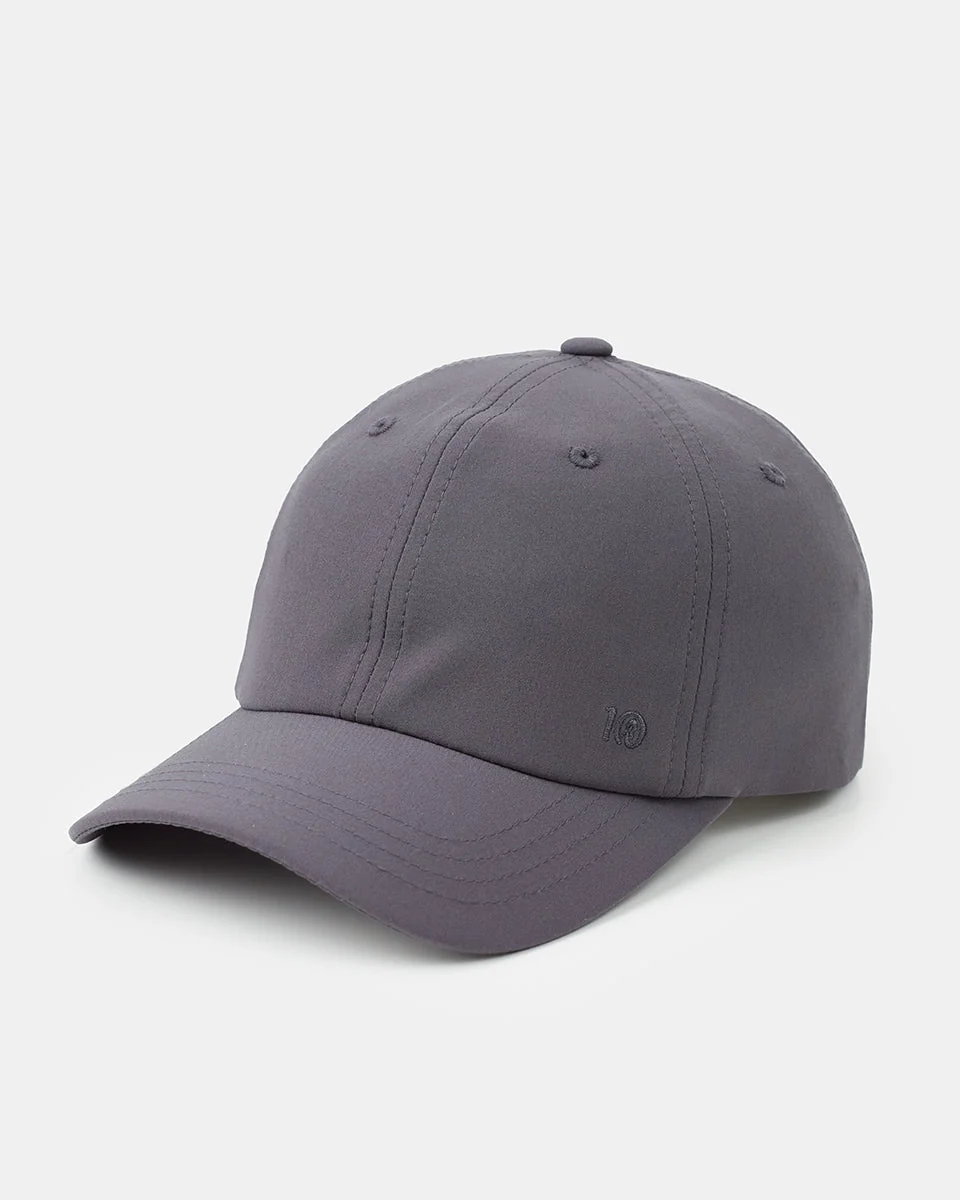 InMotion Peak Hat